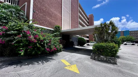 301 NE 14th Avenue Hallandale Beach FL 33009
