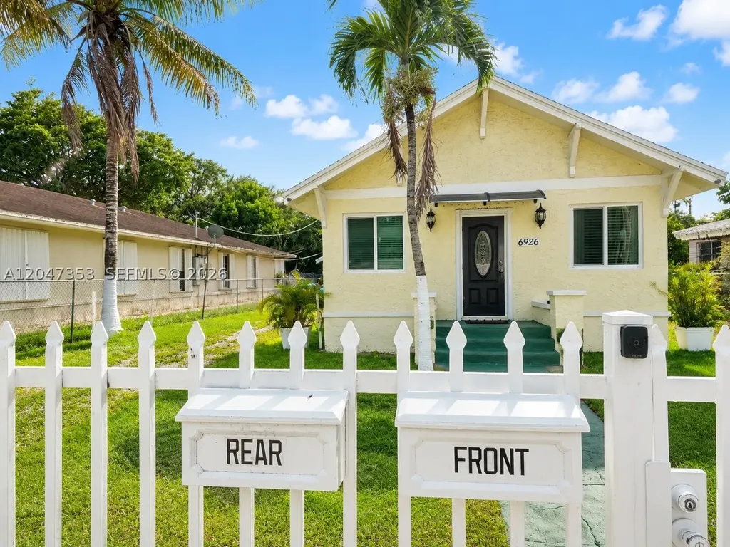 6926 NW 4th Avenue Miami FL 33150