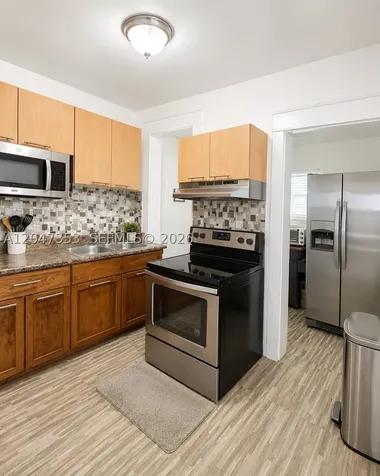 6926 NW 4th Avenue Miami FL 33150