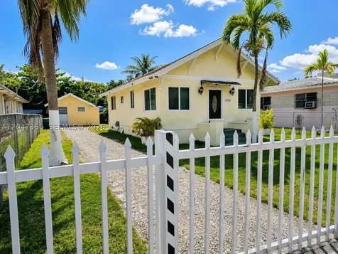 6926 NW 4th Avenue Miami FL 33150