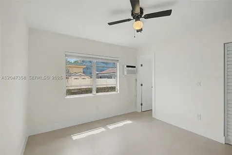 1021 SW 3rd Street Miami FL 33130