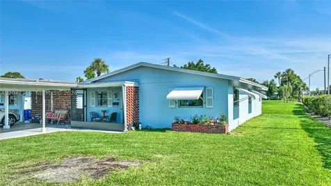 2201 Croton Court Lehigh Acres FL 33936