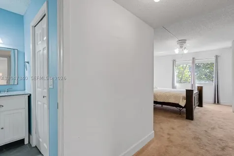 182 Lakeview Drive Weston FL 33326