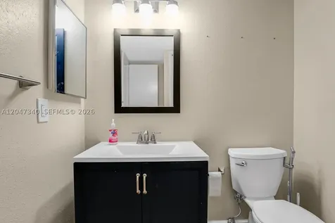 182 Lakeview Drive Weston FL 33326