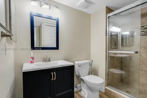 182 Lakeview Drive Weston FL 33326