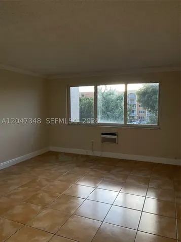6950 Miami Gardens Drive Hialeah FL 33015