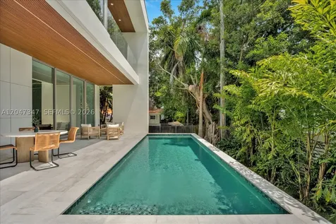 7701 Coquina Drive North Bay Village FL 33141