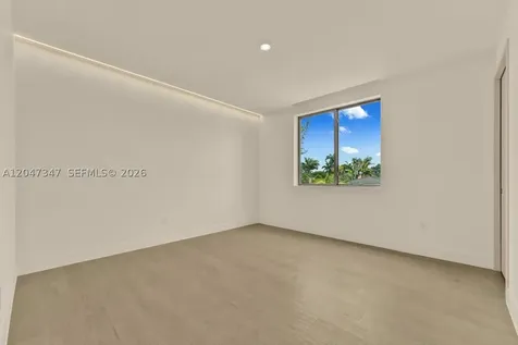 7701 Coquina Drive North Bay Village FL 33141