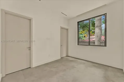 7701 Coquina Drive North Bay Village FL 33141