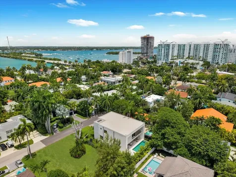 7701 Coquina Drive North Bay Village FL 33141