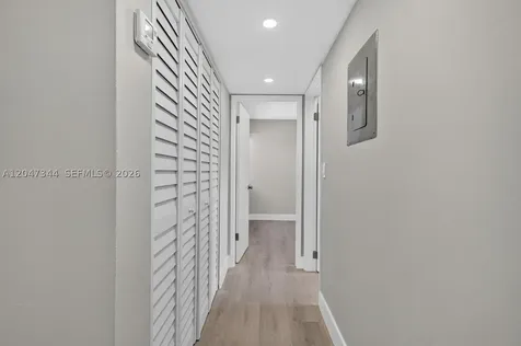 10080 NW 9th St Circle Miami FL 33172
