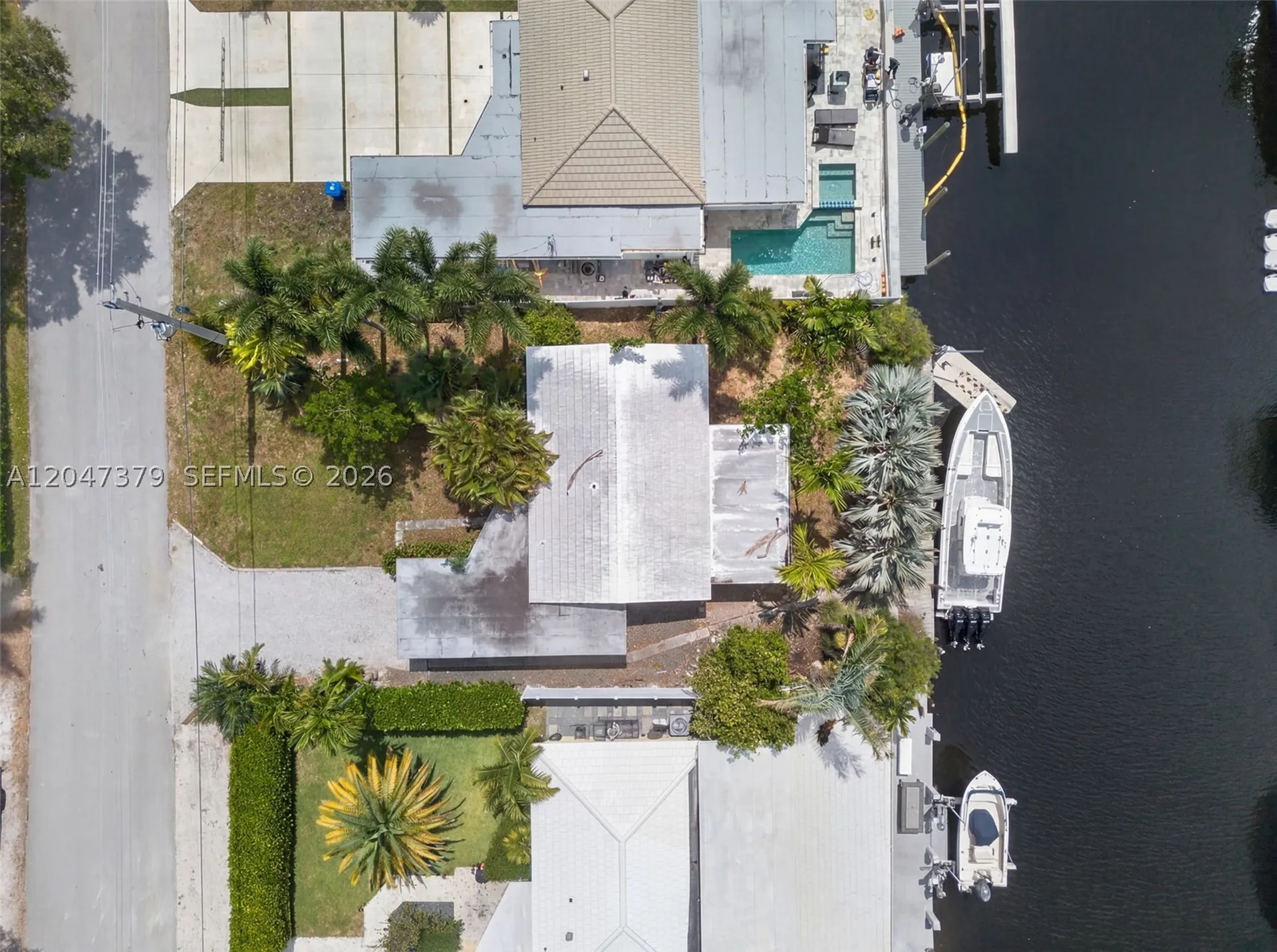 2472 SE 13th Court Pompano Beach FL 33062