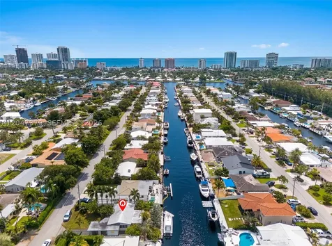 2472 SE 13th Court Pompano Beach FL 33062