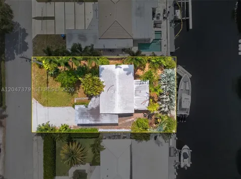 2472 SE 13th Court Pompano Beach FL 33062