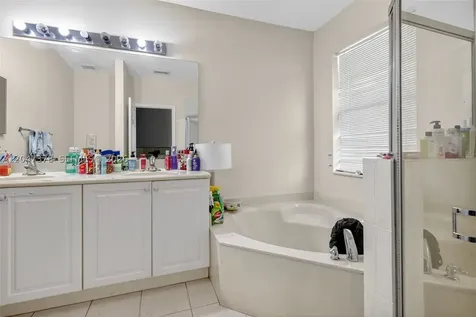 2671 SW 85th Terrace Miramar FL 33025