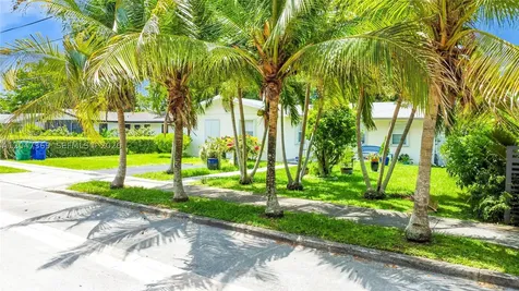 3750 Percival Avenue Miami FL 33133