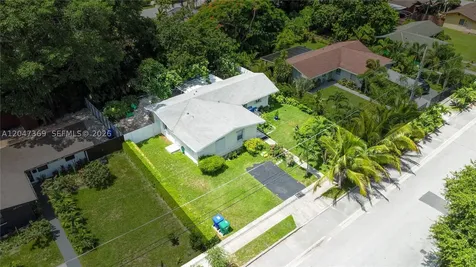 3750 Percival Avenue Miami FL 33133