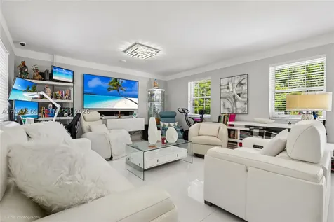 3750 Percival Avenue Miami FL 33133