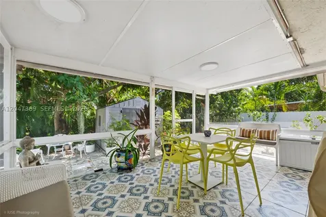 3750 Percival Avenue Miami FL 33133