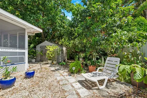 3750 Percival Avenue Miami FL 33133