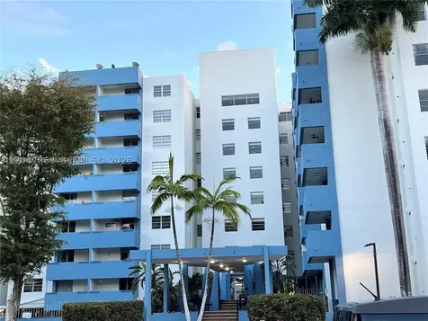 5050 NW 7th Street Miami FL 33126