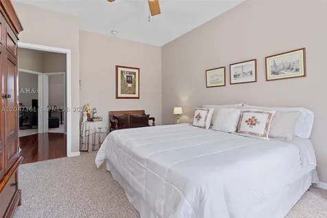 15262 SW 91st Lane Miami FL 33196