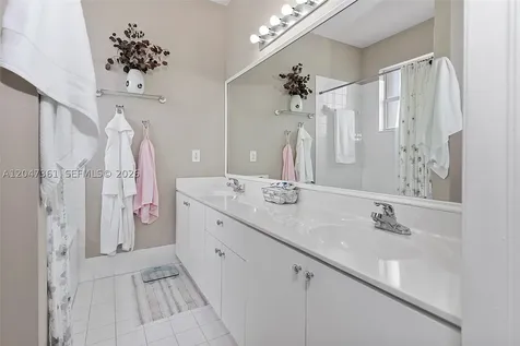 15262 SW 91st Lane Miami FL 33196