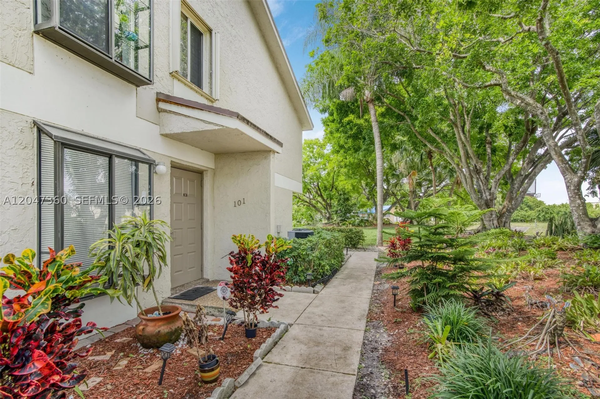 709 Gardens Drive Pompano Beach FL 33069