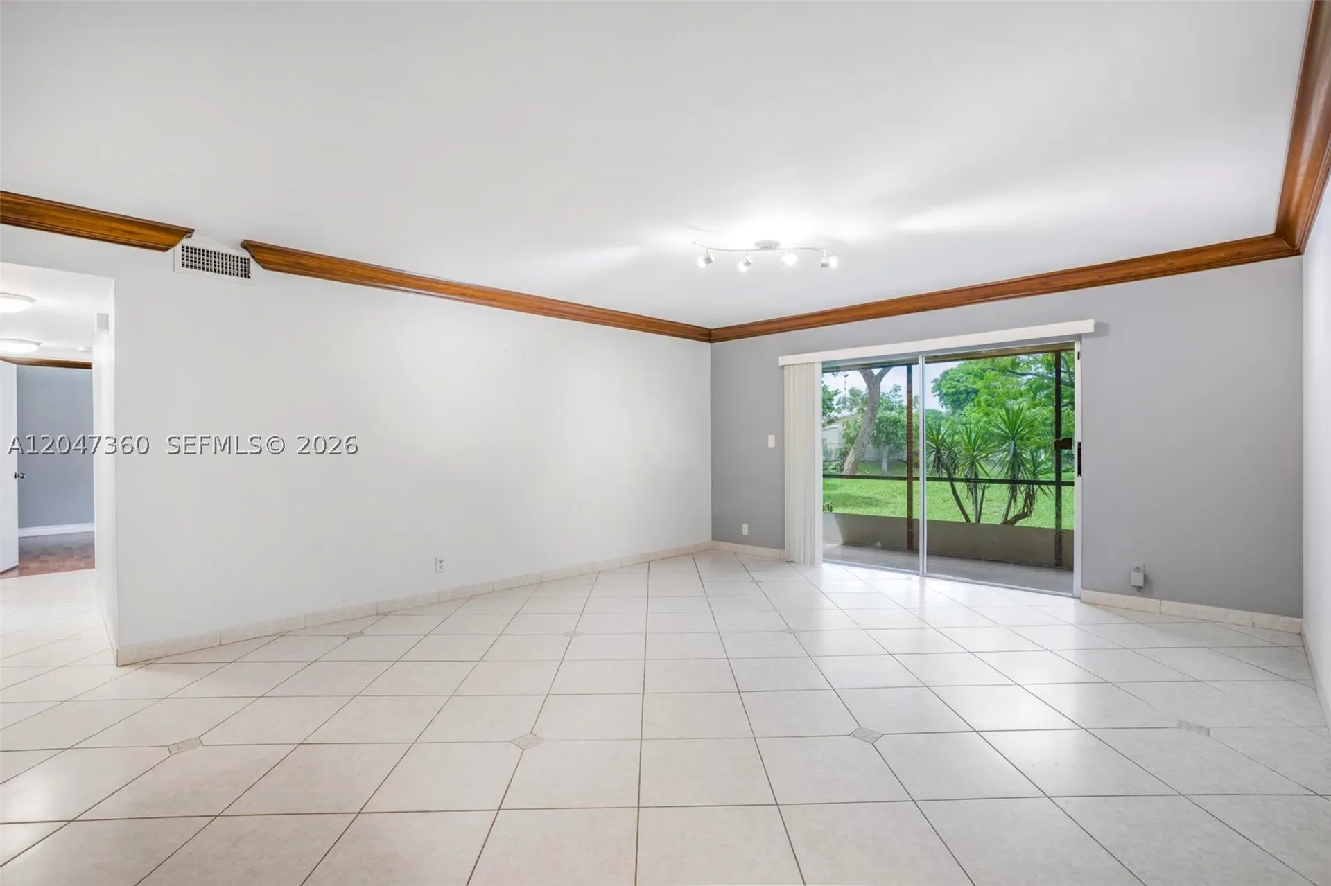 709 Gardens Drive Pompano Beach FL 33069