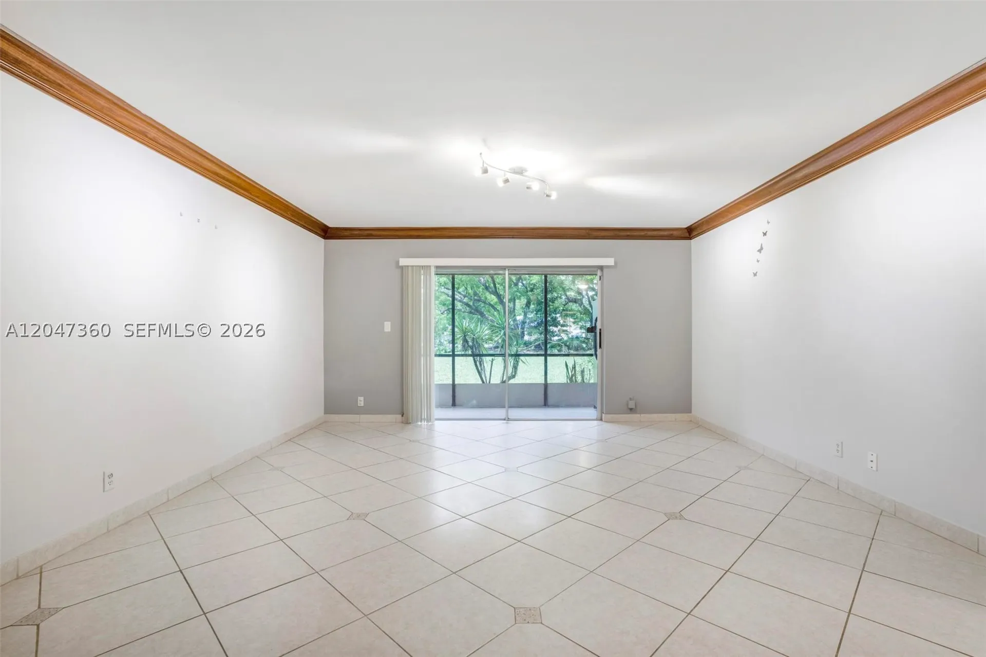 709 Gardens Drive Pompano Beach FL 33069