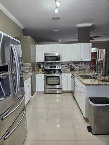 2635 SE 4th Place Homestead FL 33033