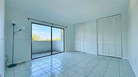 130 S Shore Drive Miami Beach FL 33141