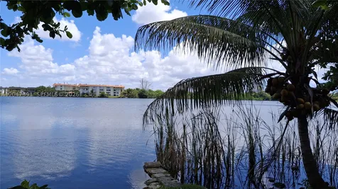 9851 SW 12th Terrace Miami FL 33174