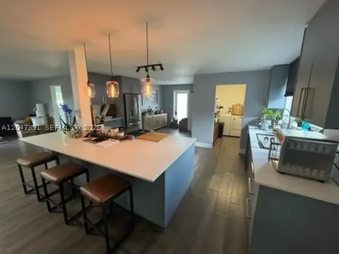 9851 SW 12th Terrace Miami FL 33174