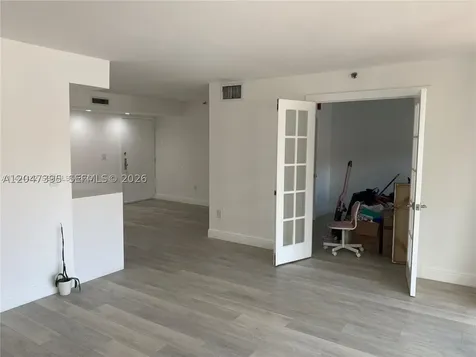 911 E Ponce De Leon Boulevard Coral Gables FL 33134