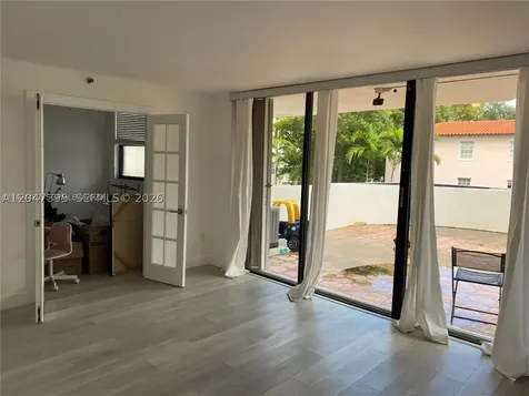 911 E Ponce De Leon Boulevard Coral Gables FL 33134