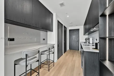 20 NE 11th Street Miami FL 33132