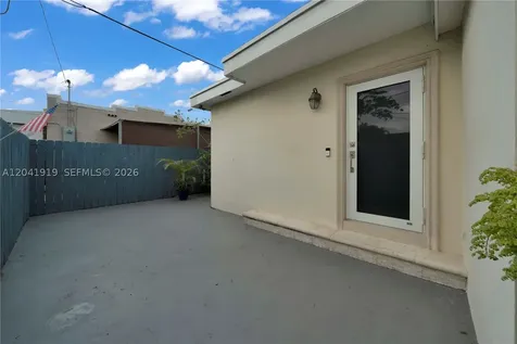 1701 NW 37th Avenue Miami FL 33125