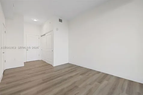 101 Diplomat Parkway Hallandale Beach FL 33009