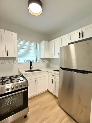 641 10th Street Miami Beach FL 33139