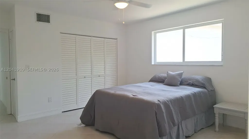1800 N 55th Avenue Hollywood FL 33021