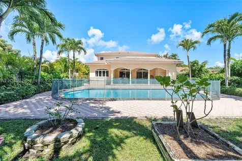 3765 Prairie Avenue Miami Beach FL 33140