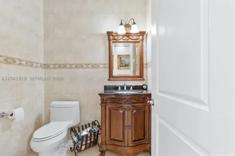 3765 Prairie Avenue Miami Beach FL 33140
