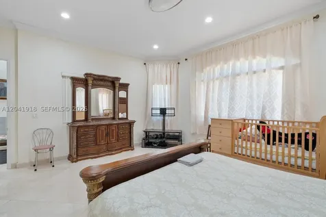3765 Prairie Avenue Miami Beach FL 33140