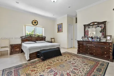 3765 Prairie Avenue Miami Beach FL 33140