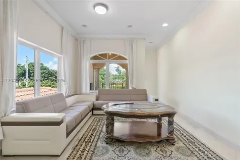 3765 Prairie Avenue Miami Beach FL 33140