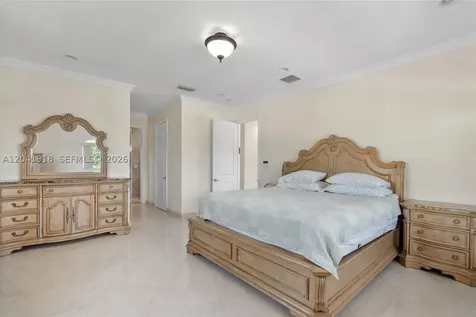 3765 Prairie Avenue Miami Beach FL 33140