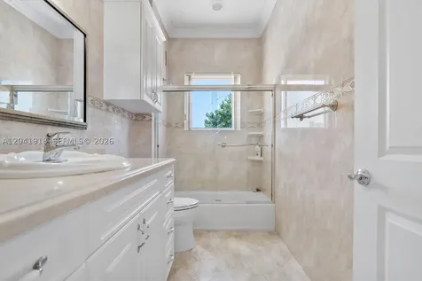 3765 Prairie Avenue Miami Beach FL 33140