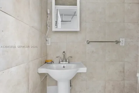 3765 Prairie Avenue Miami Beach FL 33140