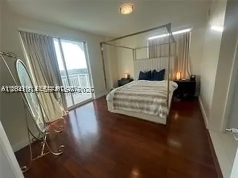 7280 SW 90th Street Miami FL 33156